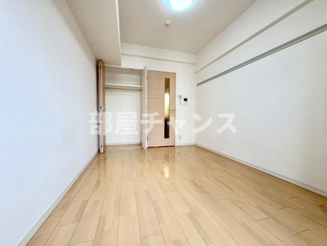 プレサンス名古屋STATIONアライブの寝室