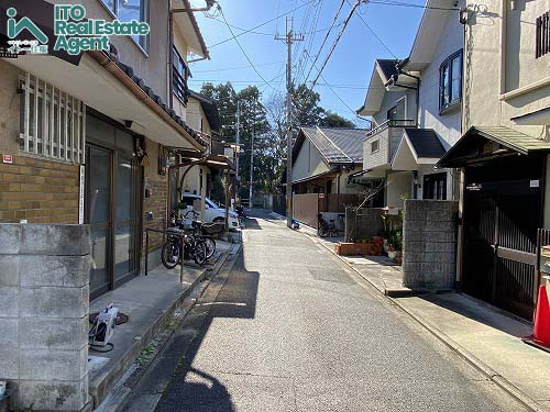 平野鳥居前町 建築条件無 2号地の前面道路含む現地写真
