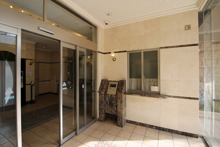 【エントランス】プレサンス鶴舞駅前ブリリアント 