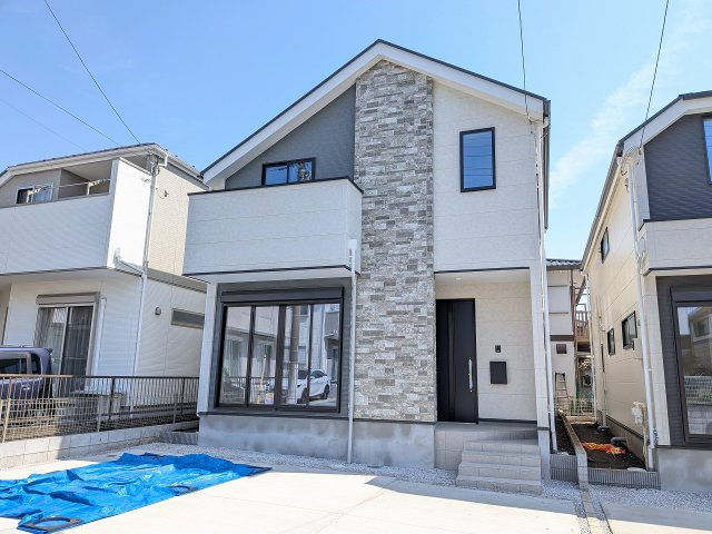 八王子市　富士見町　新築一戸建て　８期の外観|～京王八王子駅徒歩23分・八王子駅徒歩27分　ZEH水準の省エネ住宅　並列3台駐車可能～