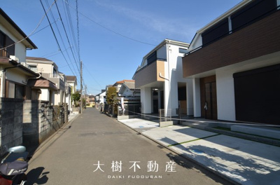 【前面道路含む現地写真】 | 綾瀬市上土棚北2丁目 新築戸建て 全2棟【仲介手数料無料】