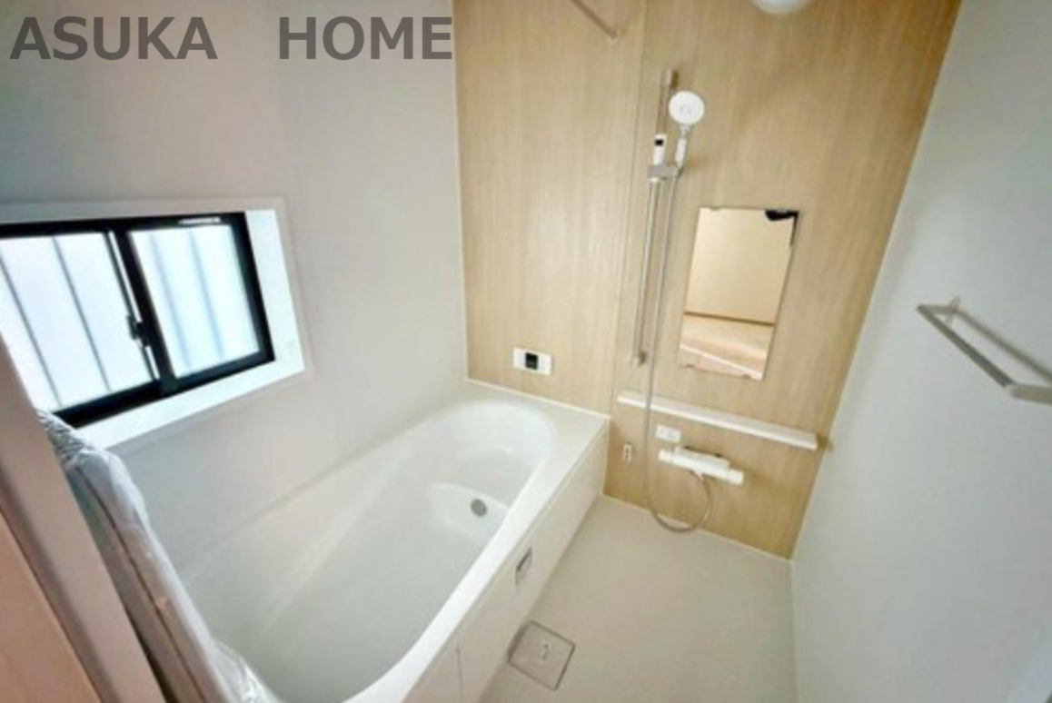 戸塚区南舞岡４丁目戸建の浴室|浴室暖房乾燥機があるので、浴室環境もボタン一つで過ごしやすいバスタイムになります。