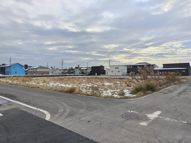 ５７１９２　岐阜市須賀土地の外観