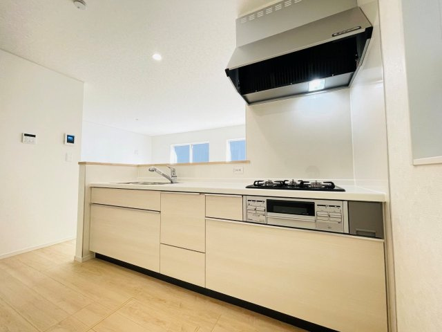 豊田市明和町第5　新築分譲住宅　全4棟　3号棟のキッチン|使い勝手の良いシステムキッチン。