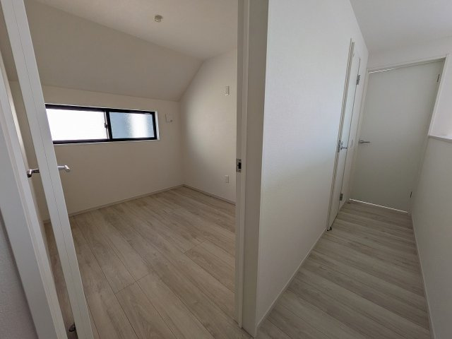 八王子市　富士見町　新築一戸建て　８期の洋室|～2階3.7帖の洋室です～