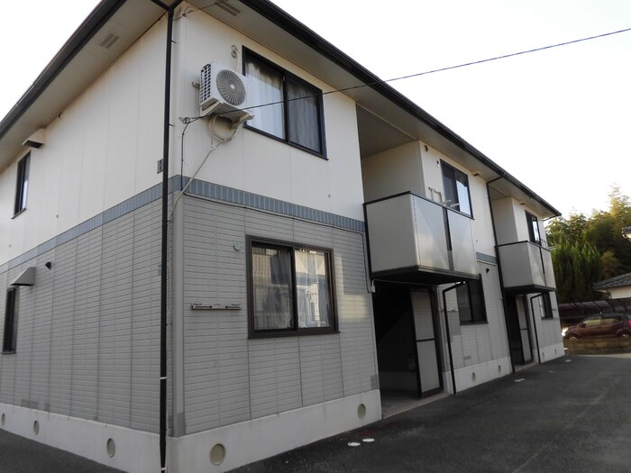 ラヴェルム B棟