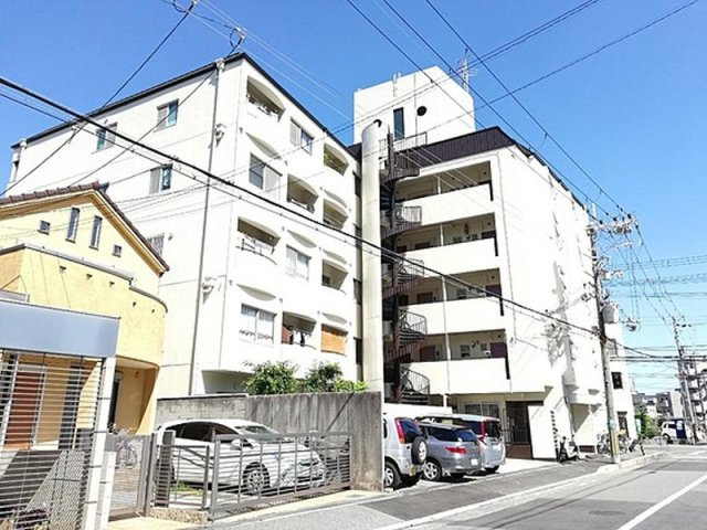 メゾン曽根の外観