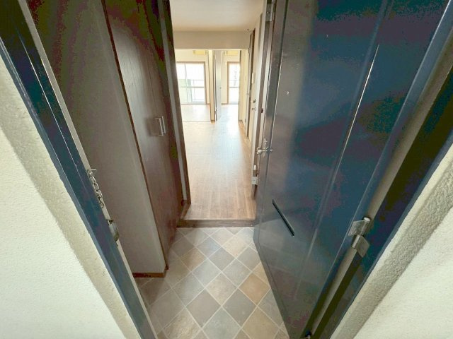 秀英マンションの玄関