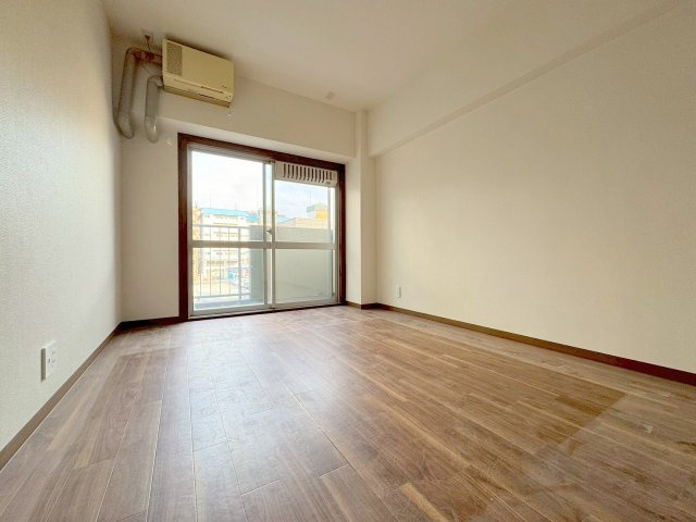 秀英マンションの居間・リビング