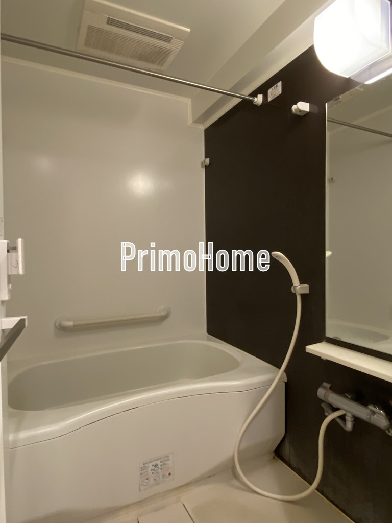 プライマル浅草橋の浴室