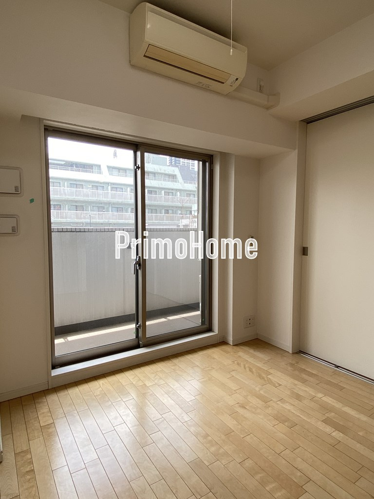 プライマル浅草橋の居間・リビング