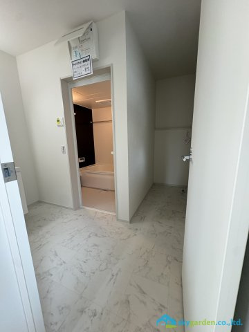 平塚市達上ヶ丘２期　新築戸建　全2棟1号棟のランドリースペース