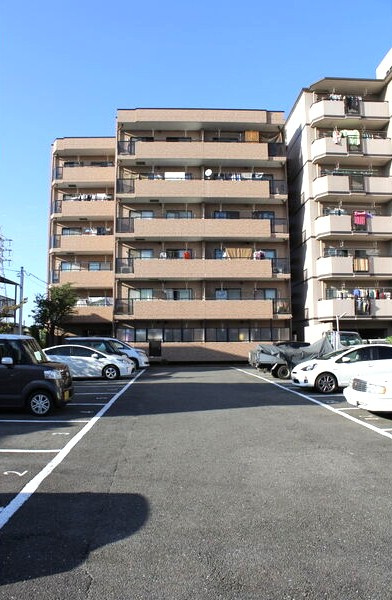 ファミール東海