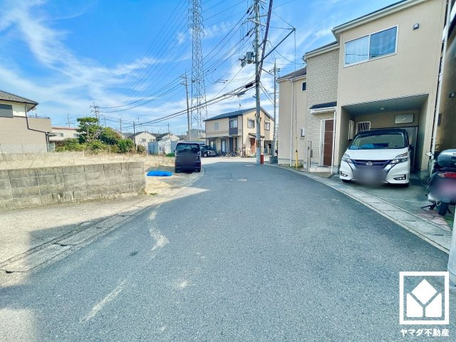 伏見区久我東町の前面道路含む現地写真