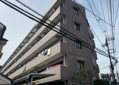 【外観】 | ライオンズガーデン小田急相模原 | ＳＲＣ造は強度や耐震性の面でもRC造と比べて優れています。そのため、10階建以上の高層または超高層マンションなどの建築にも多く採用されています。柱や梁などのサイズが小さくても高い耐震性を確保できます。