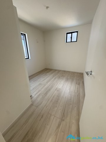 平塚市達上ヶ丘２期　新築戸建　全2棟2号棟の子供部屋