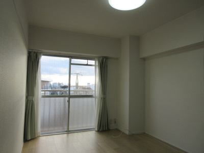 【洋室】 | 小牧キャッスルハイツ