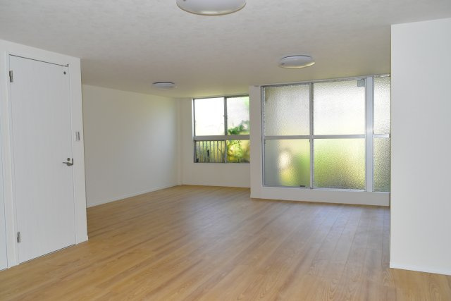 府中市晴見町１丁目の中古マンションの居間・リビング