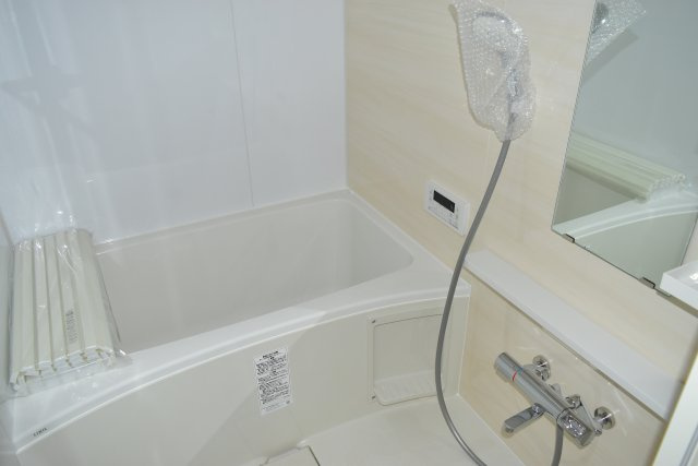 府中市晴見町１丁目の中古マンションの浴室
