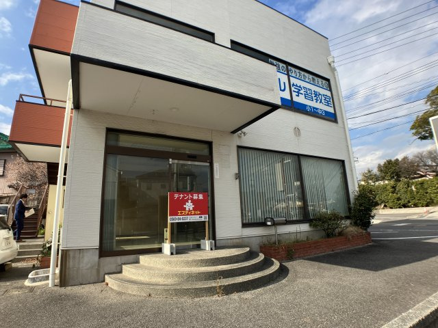 若宮東ビルのエントランス