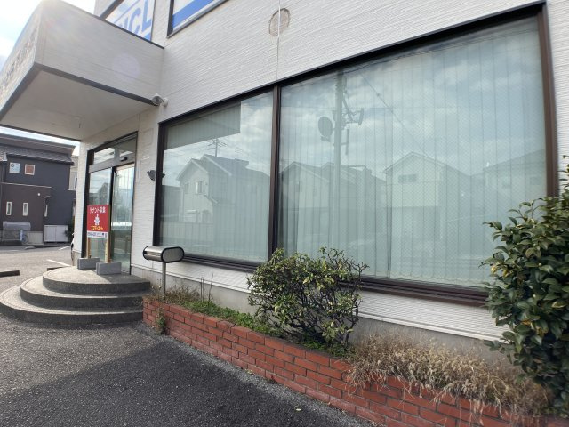 若宮東ビルのエントランス