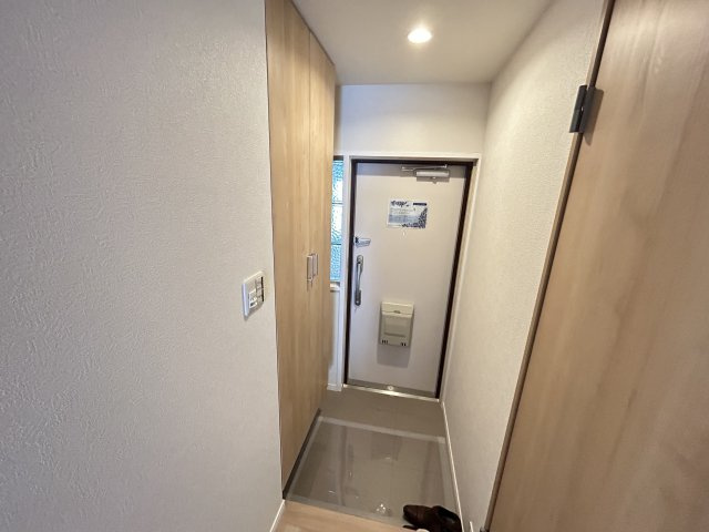 【玄関】 | グランドハイツ甲陽園 | 明るい玄関です