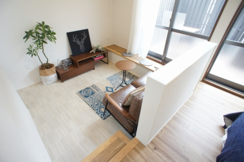 サニーコートダイドーAの居間・リビング