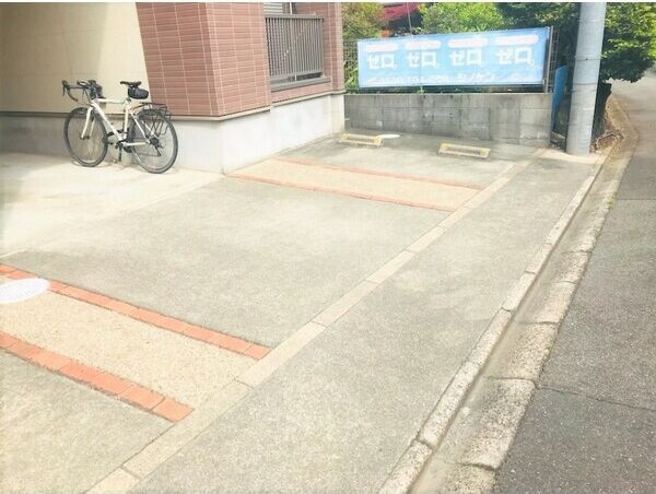 Boo.Hoo.Wooさくらの駐車場