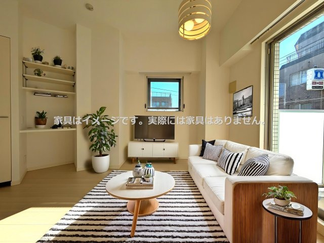 シュロス田園調布南の居間・リビング