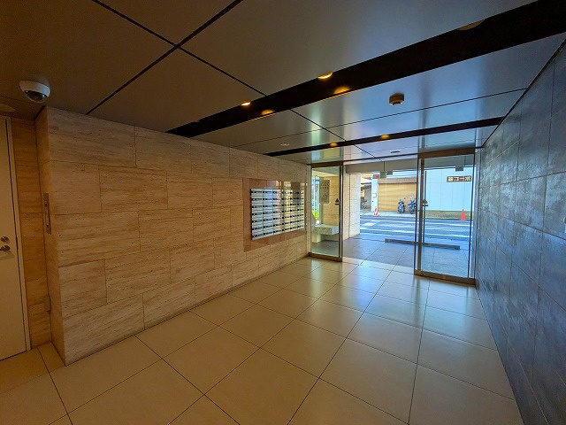 シュロス田園調布南のロビー