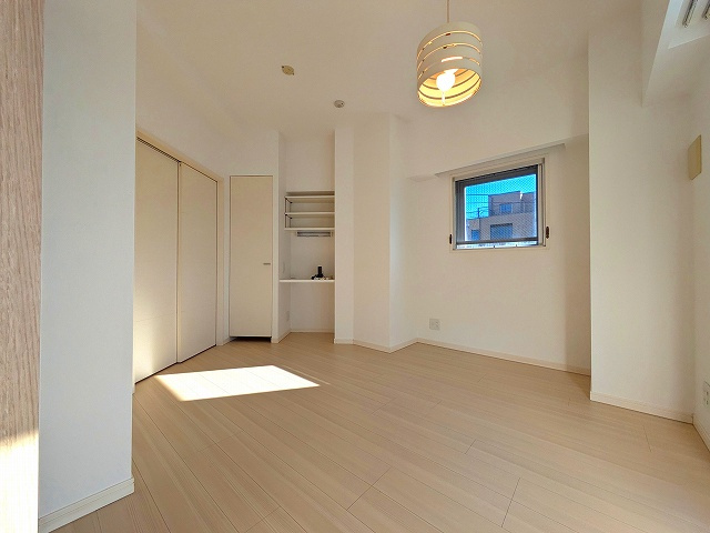 シュロス田園調布南の居間・リビング