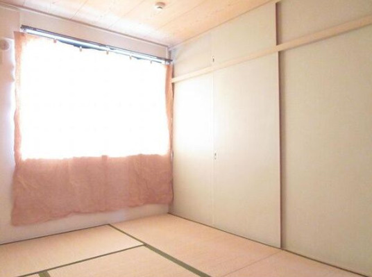 JAサンビレッジ大塚 B棟の和室