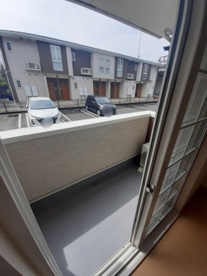 【バルコニー】 | プラッツ渡里Ｂ | 陽当たり良好なバルコニーです