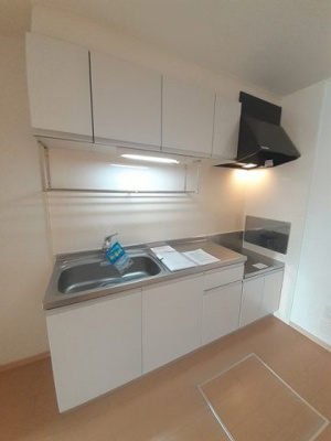 【キッチン】 | プラッツ渡里Ｂ | コンパクトなキッチンで掃除もラクラク