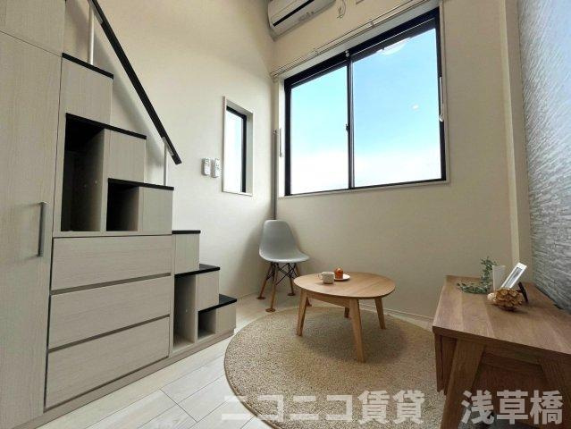 Ｌａｖｉｓｈ赤羽のバルコニー|別号室イメージの為、現状を優先致します。