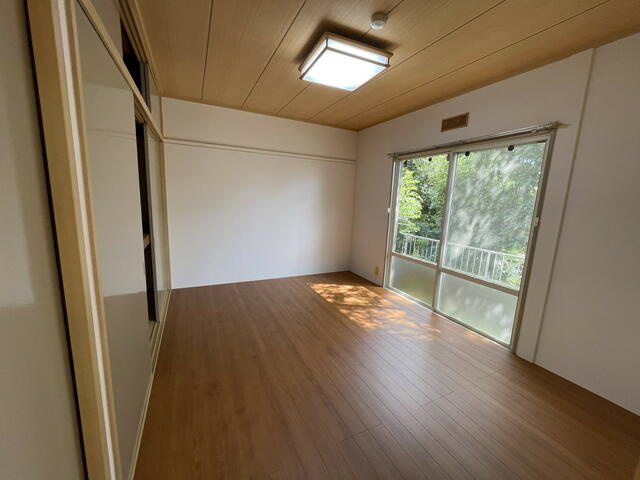 サン・ハイツの居間・リビング