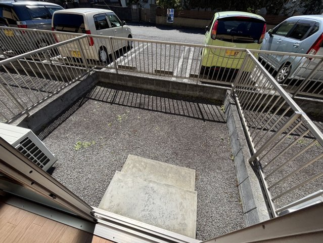 シャルマン　A棟 の庭