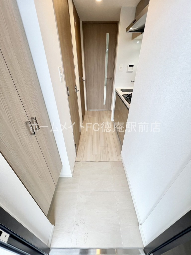 S-RESIDENCE高井田beletaの玄関