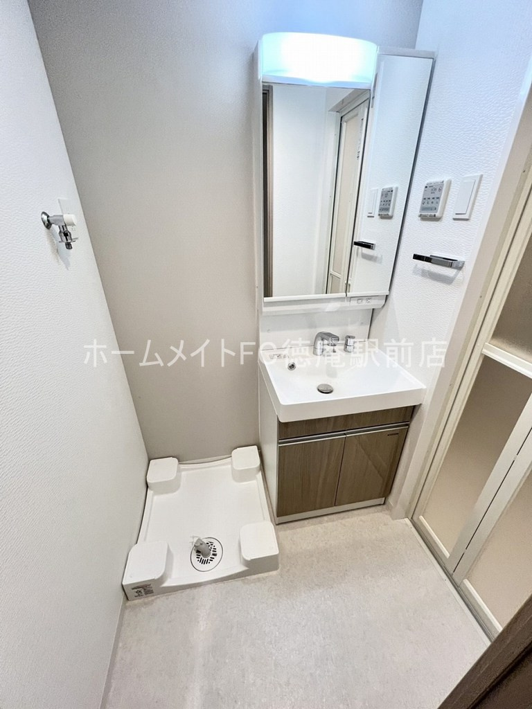 S-RESIDENCE高井田beletaの洗面所