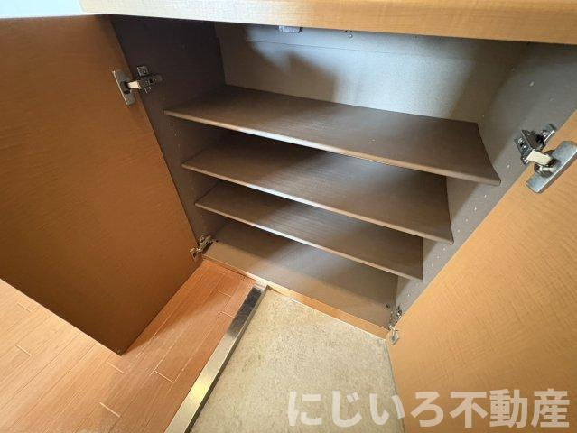フォブールソレイユの玄関