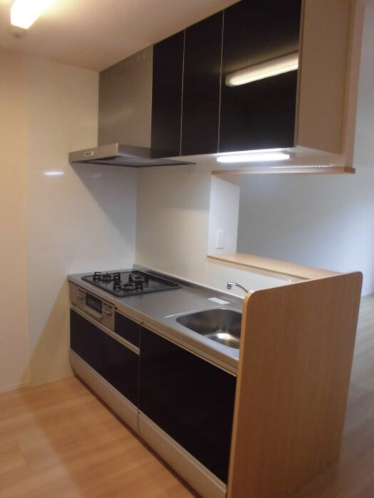 川崎市多摩区堰２丁目のアパートのキッチン