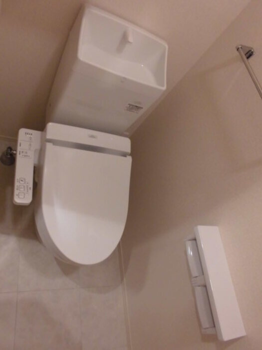 川崎市多摩区堰２丁目のアパートのトイレ