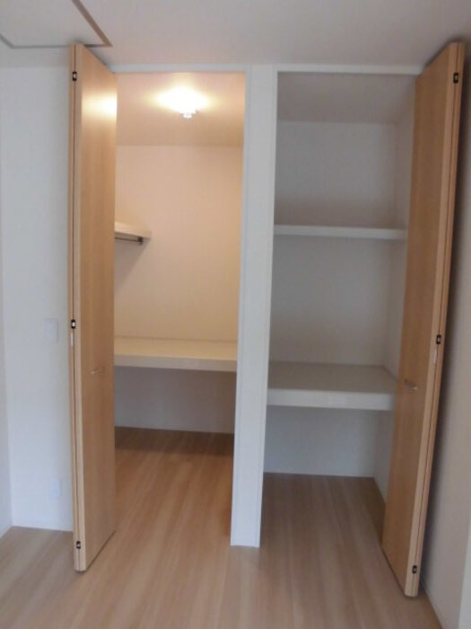 川崎市多摩区堰２丁目のアパートの収納