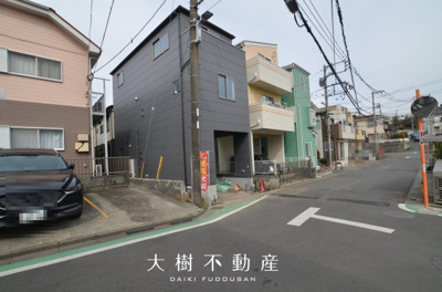 【前面道路含む現地写真】 | 綾瀬市小園 新築戸建て 全1棟【仲介手数料無料】 | ※令和8年2月中旬に撮影