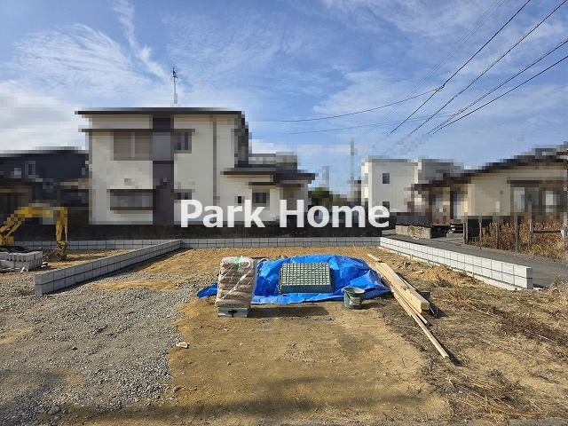 高知市介良乙 -10期3棟1- 新築戸建ての前面道路含む現地写真