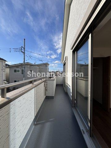 【バルコニー】 | たくさんの洗濯が干せる南向きのバルコニーです◎