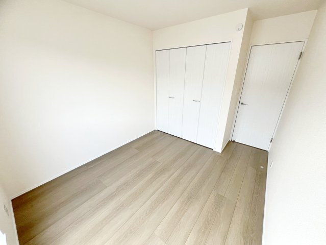 島田市野田　全３棟／の洋室