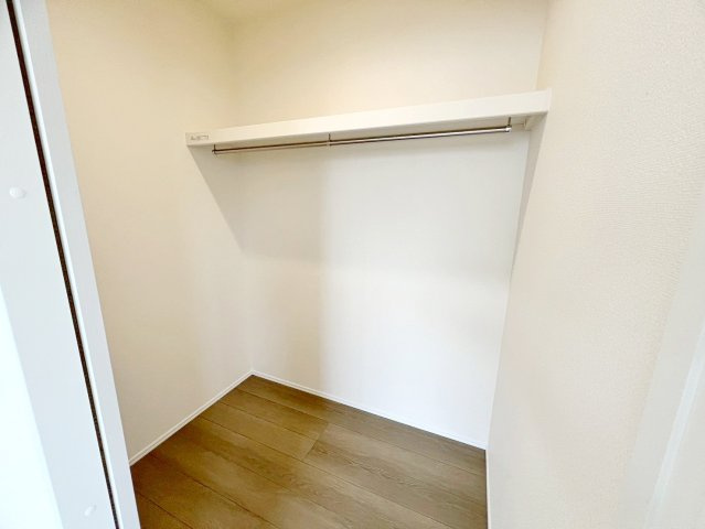 島田市野田　全３棟／の収納