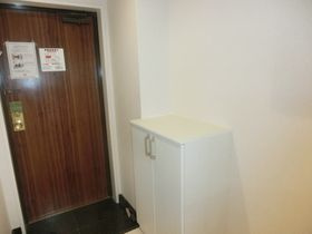 パティオ・デ本郷の玄関|※別室参考写真