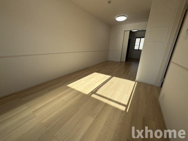 ブリ－ヴィアコ－トの居間・リビング|ゆったりとしたリビングです